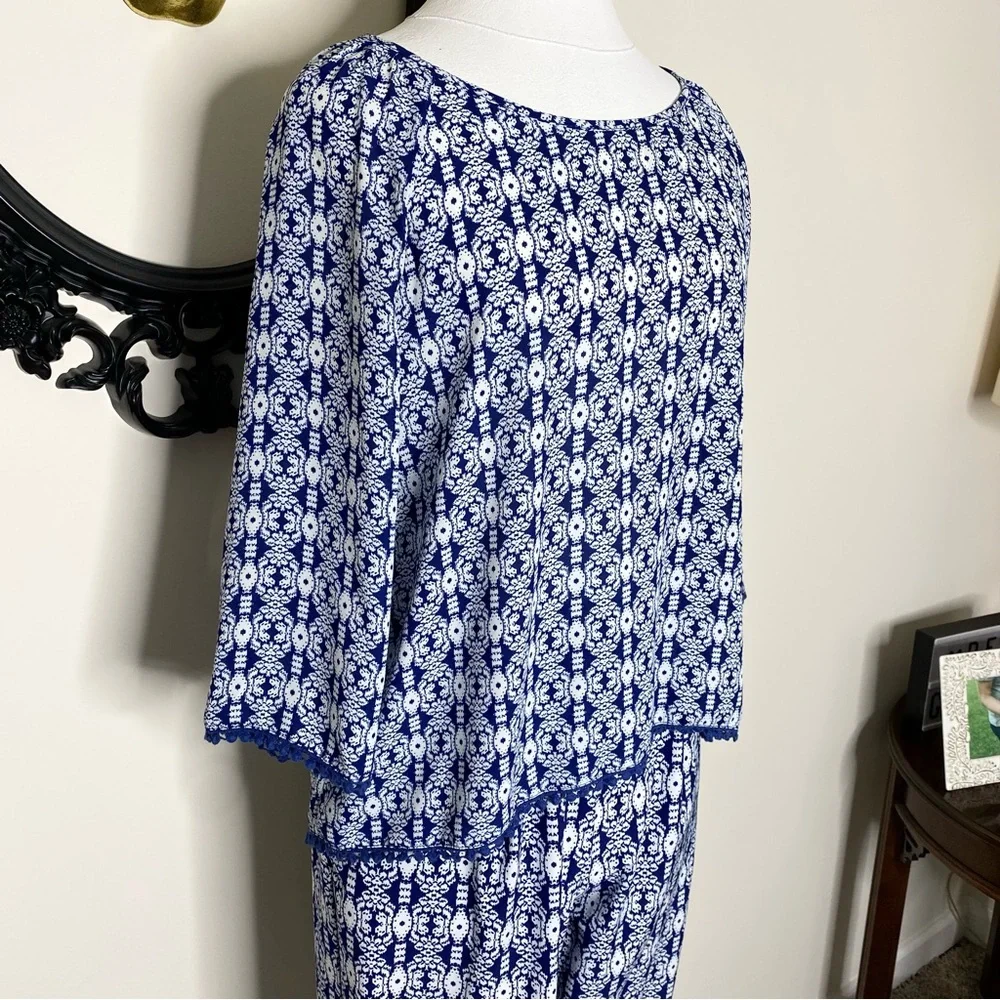 Xhilaration Dark Blue and White Print Top and Matching Pants Set